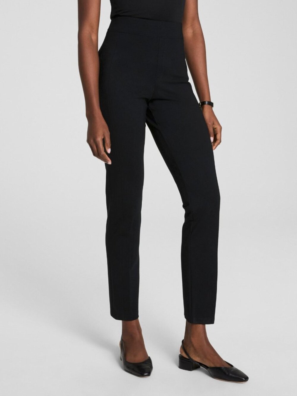 Spanx Ponte Slim Straight Pant